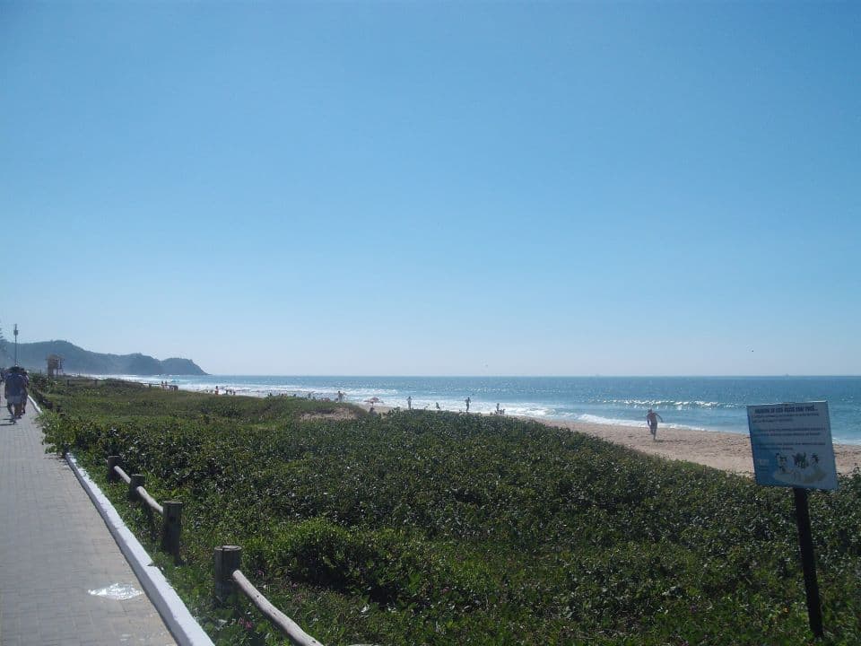 Praia Brava de Caiobá